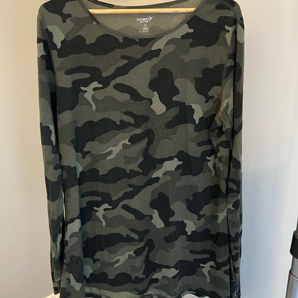 Old Navy Active XL Tall LS camo tee EUC - Picture 2 of 3